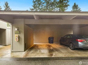 6234 138th Avenue NE 201, Redmond WA 98052