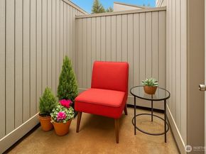 6234 138th Avenue NE 201, Redmond WA 98052