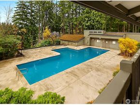 6234 138th Avenue NE 201, Redmond WA 98052