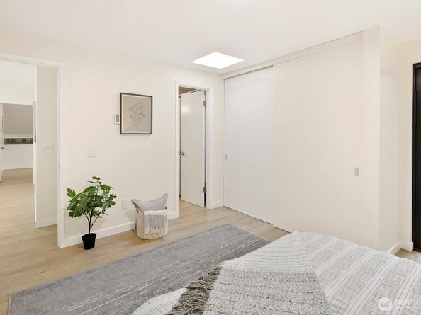 6234 138th Avenue NE 201, Redmond WA 98052