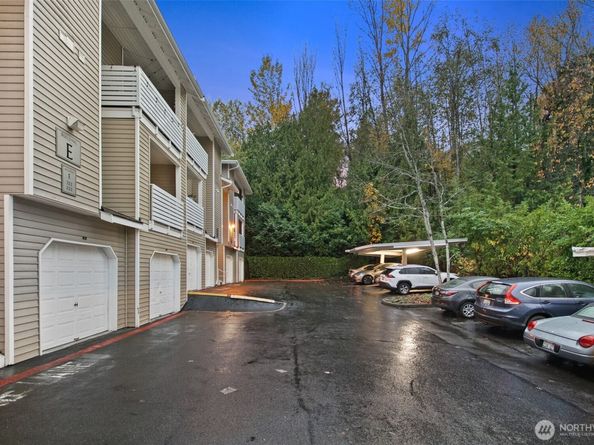 801 Ave N Rainer E324, Renton WA 98057