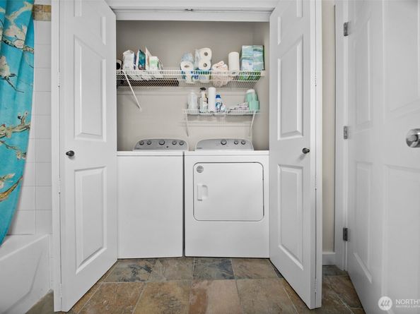 801 Ave N Rainer E324, Renton WA 98057