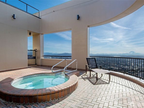 1301 Spring Street 10F, Seattle WA 98104