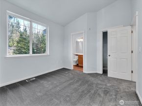 2070 132nd Avenue SE 712, Bellevue WA 98005