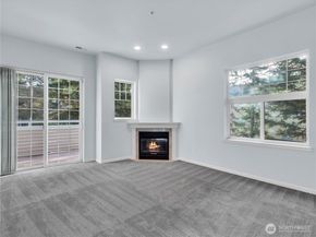 2070 132nd Avenue SE 712, Bellevue WA 98005