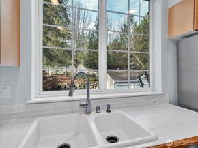 2070 132nd Avenue SE 712, Bellevue WA 98005