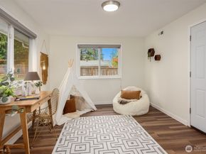 18520 SE 136th Street, Renton WA 98059