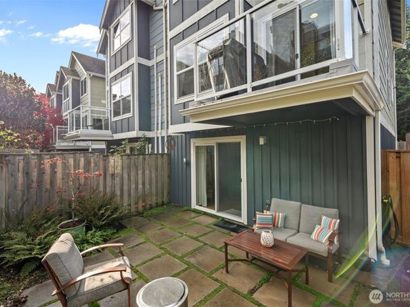 2522 SW Trenton Street, Seattle WA 98106