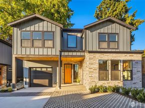 636 11th Avenue, Kirkland WA 98033