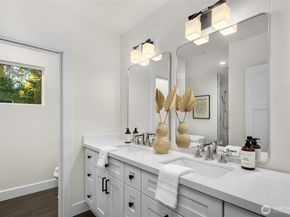 636 11th Avenue, Kirkland WA 98033