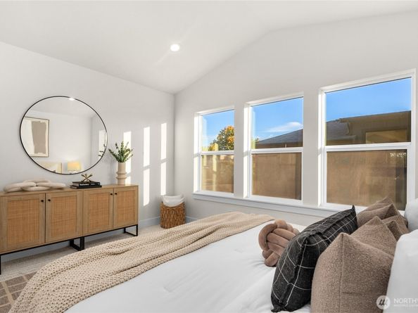 636 11th Avenue, Kirkland WA 98033