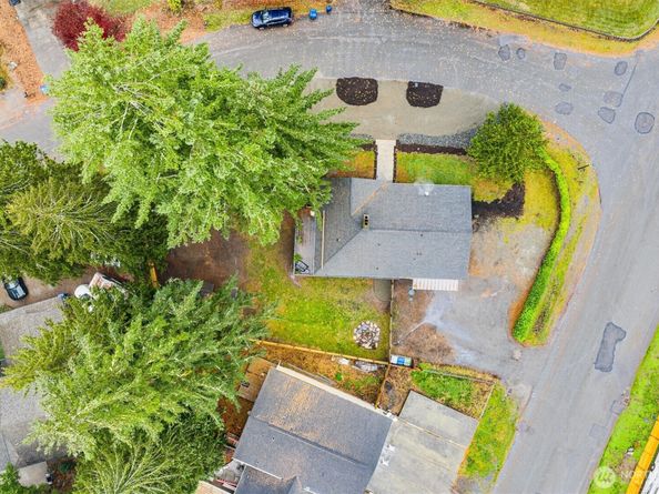 14408 141st Place SE, Renton WA 98059