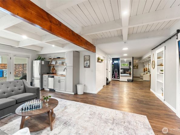 14408 141st Place SE, Renton WA 98059