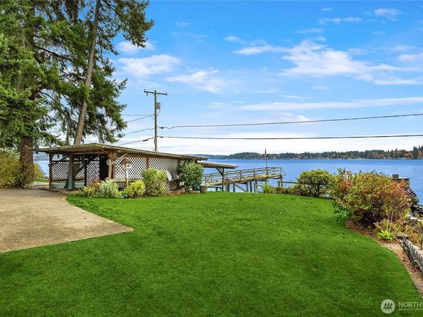 1710 Jacobsen Boulevard NE, Bremerton WA 98310