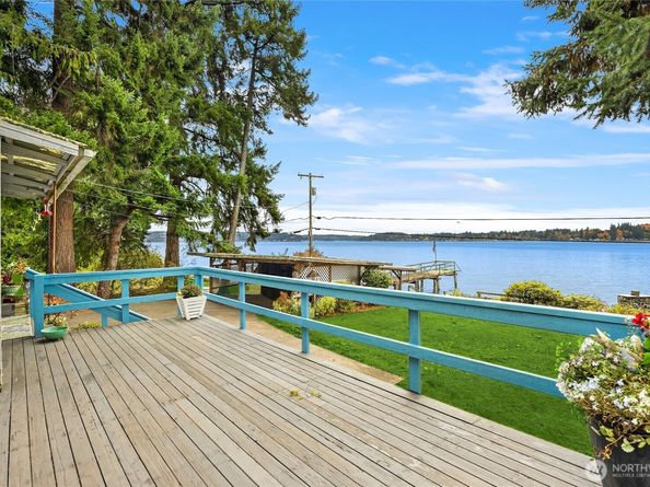 1710 Jacobsen Boulevard NE, Bremerton WA 98310