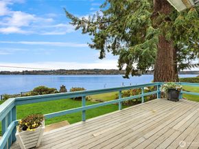 1710 Jacobsen Boulevard NE, Bremerton WA 98310