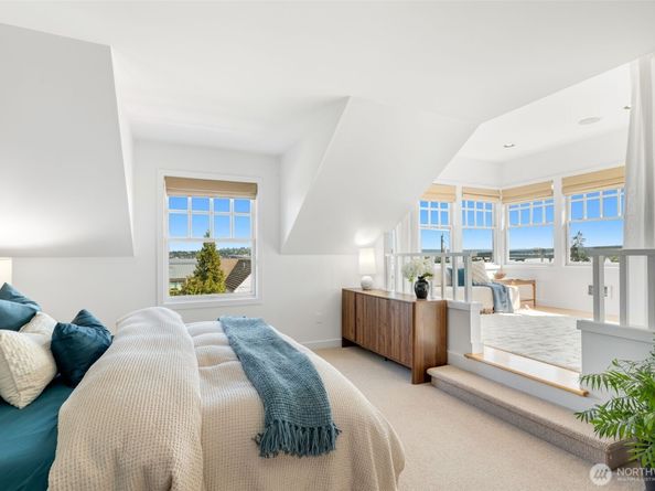 903 Lakeside Avenue S, Seattle WA 98144