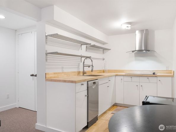 903 Lakeside Avenue S, Seattle WA 98144