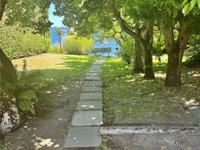 903 Lakeside Avenue S, Seattle WA 98144