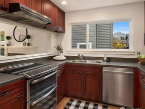 1929 42nd Avenue E B, Seattle WA 98112