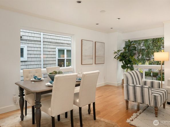 1929 42nd Avenue E B, Seattle WA 98112