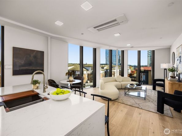 999 110th Avenue NE 500, Bellevue WA 98004