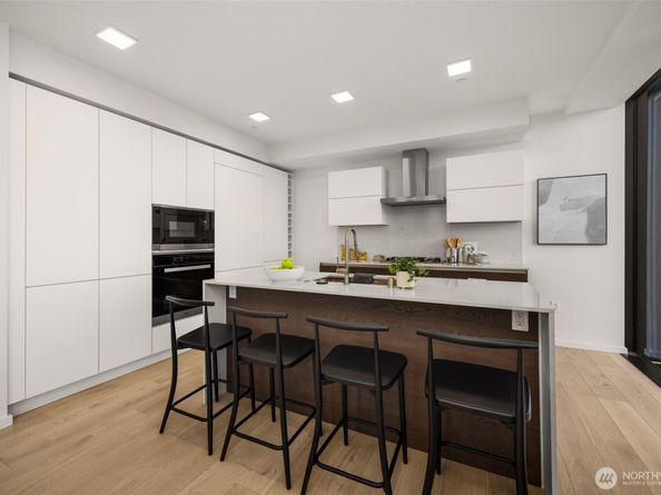 999 110th Avenue NE 500, Bellevue WA 98004