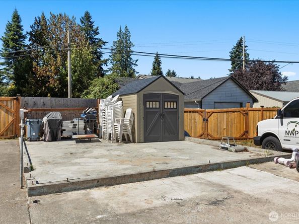 2323 Lexington #A & #C Avenue, Everett WA 98203