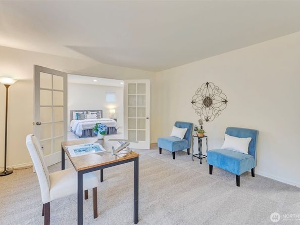 313 Glennwood Court SE, Renton WA 98056