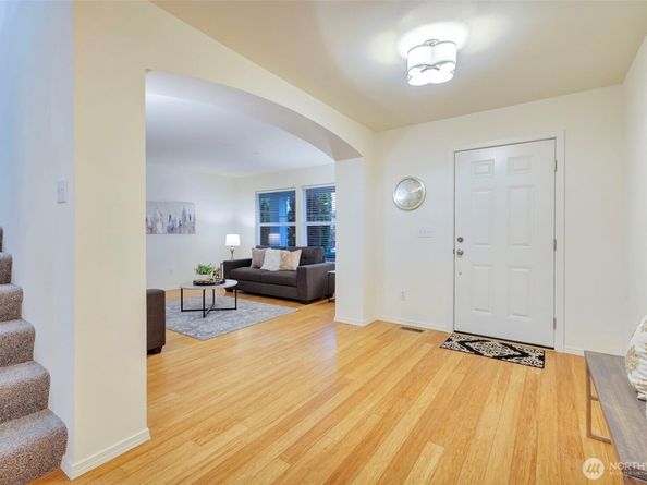 313 Glennwood Court SE, Renton WA 98056