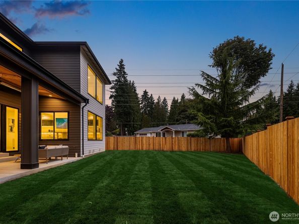 13698 NE 83rd Street, Redmond WA 98052