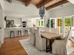 21819 SE 13th Place, Sammamish WA 98075