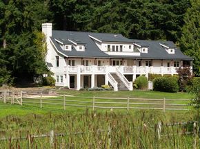 21819 SE 13th Place, Sammamish WA 98075