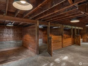 21819 SE 13th Place, Sammamish WA 98075