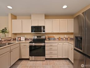 2001 120th Place SE 7101, Everett WA 98208