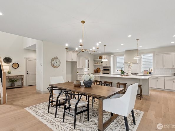 8427 200th Street SW, Edmonds WA 98026