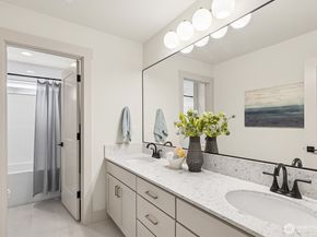 8427 200th Street SW, Edmonds WA 98026