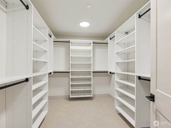 8427 200th Street SW, Edmonds WA 98026