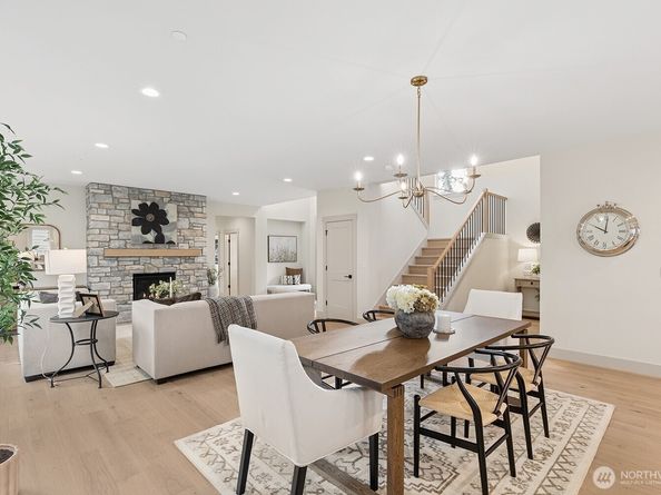 8427 200th Street SW, Edmonds WA 98026