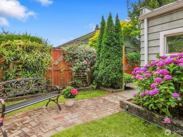 417 Avenue F C, Snohomish WA 98290