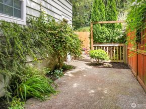 417 Avenue F C, Snohomish WA 98290
