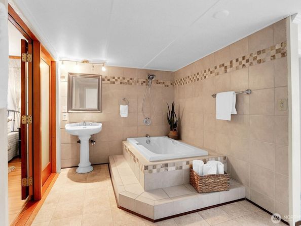 417 Avenue F C, Snohomish WA 98290