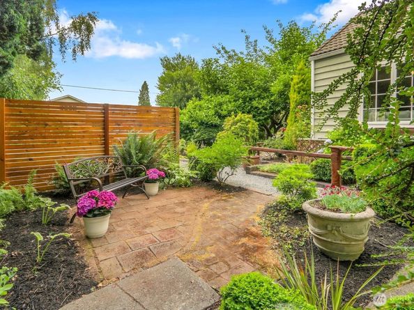 417 Avenue F C, Snohomish WA 98290