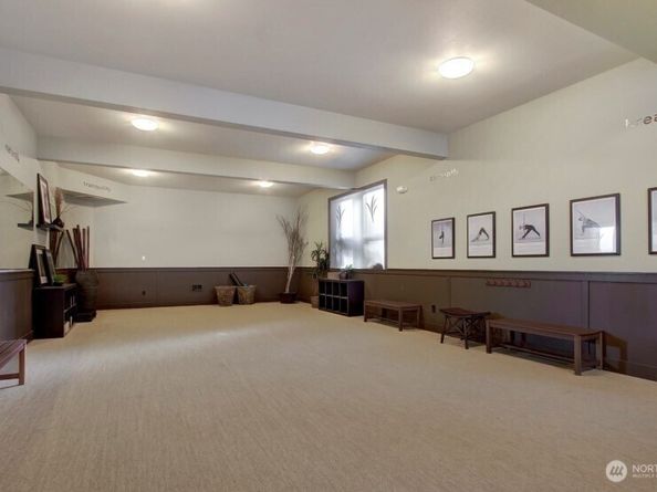 300 N 130th Street 7203, Seattle WA 98133