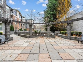 16275 NE 85th Street 107, Redmond WA 98052