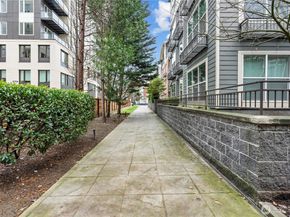 16275 NE 85th Street 107, Redmond WA 98052