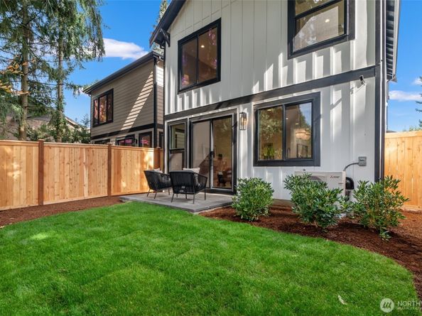 8011 131st Place NE, Kirkland WA 98033