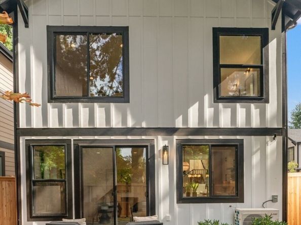 8011 131st Place NE, Kirkland WA 98033