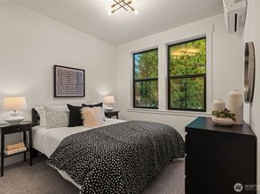 8011 131st Place NE, Kirkland WA 98033