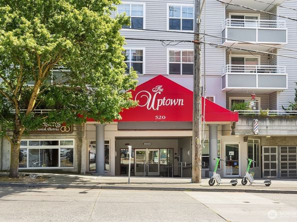 520 2nd Avenue W 406, Seattle WA 98119